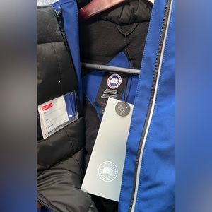 Canada Goose original baby size 3-6 months never been worn original tag